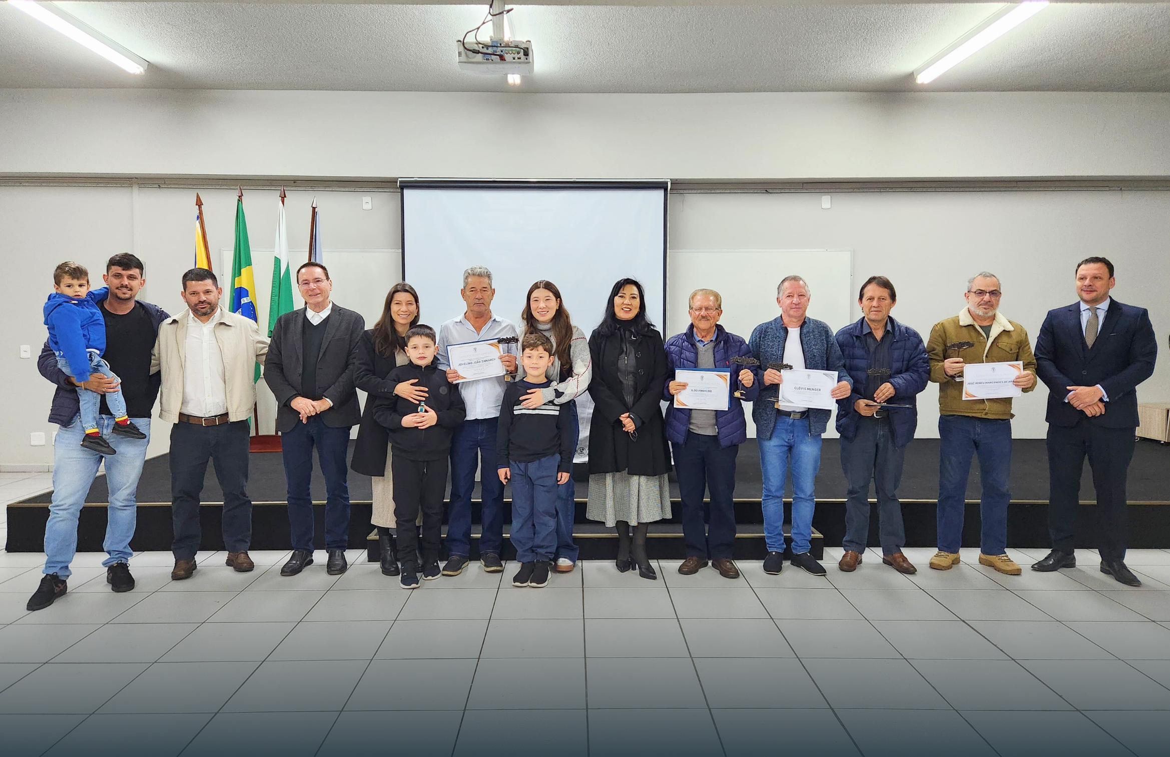 Servidores aposentados são homenageados durante o Conexão TJ em Francisco Beltrão